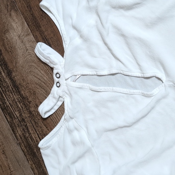 Free People Drift Away Cold Shoulder Tunic Size Small in White - Picture 4 of 7